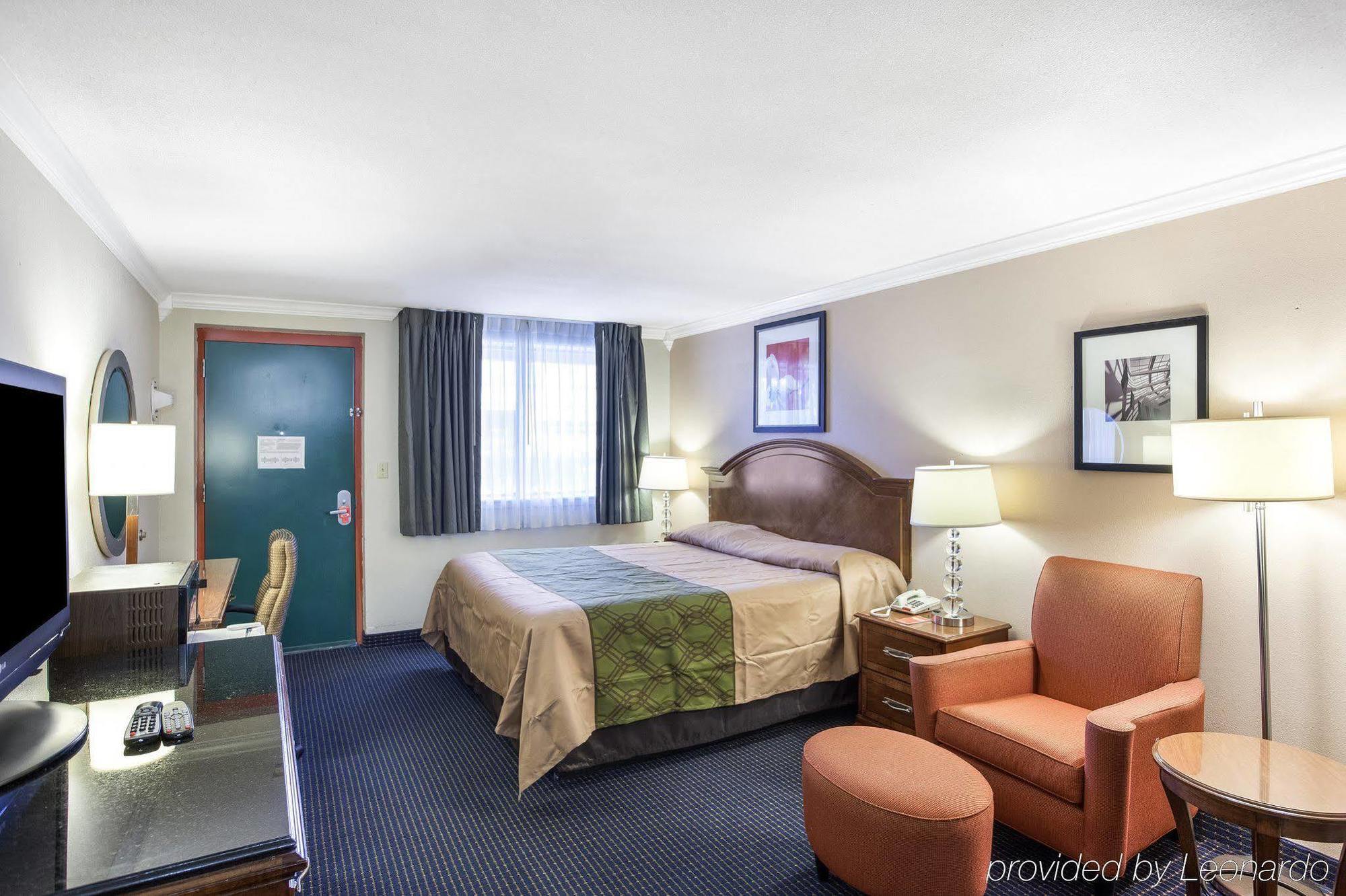 University Inn & Suites 圣安东尼奥 外观 照片